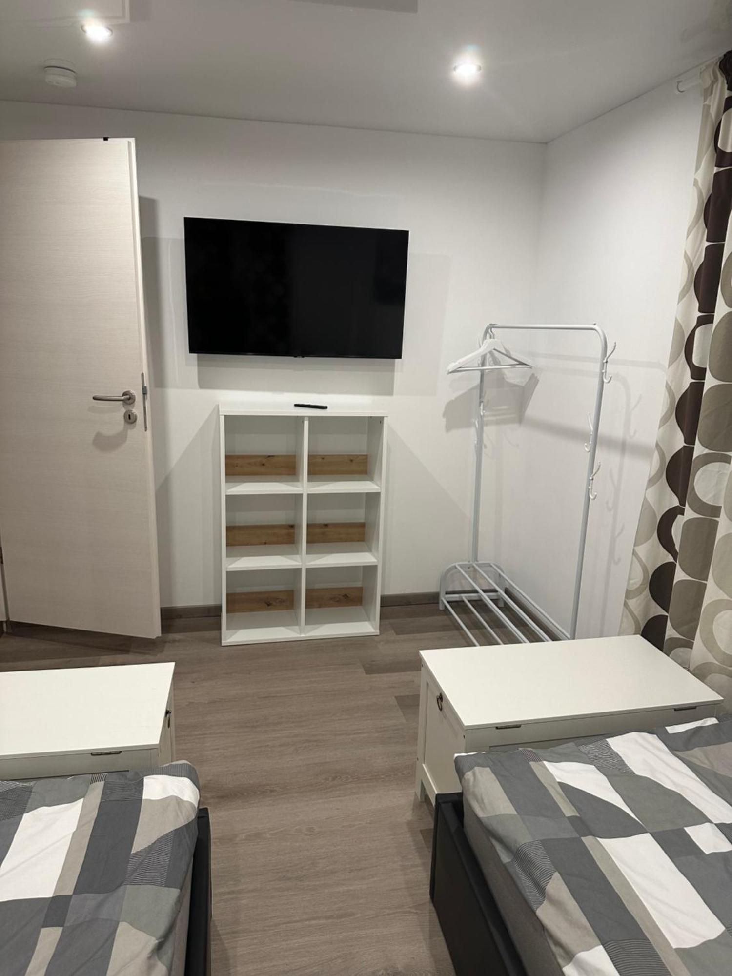 Kraichgau # 2 Ferienwohnungen In Einem Haus Mit Ebk, Wlan, Monteurzimmer, Self-Check-In Ittlingen Zewnętrze zdjęcie
